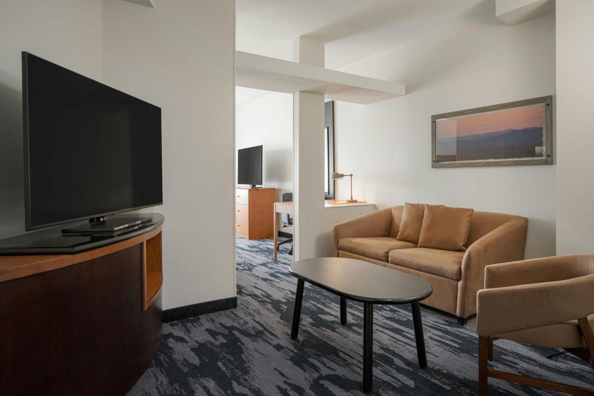 Fairfield Inn & Suites Louisville East Exteriör bild
